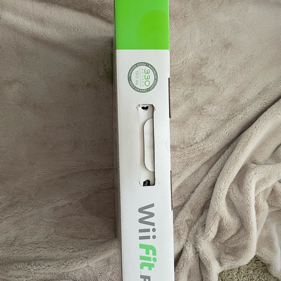 Wii Fit Plus Balance Board - Picture 2 of 2